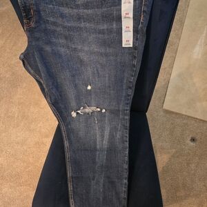 Old Navy Dark Blue Distressed Women's Skinny Jeans